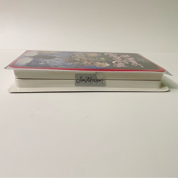 The Muppet Christmas Carol VHS - Picture 5 of 16